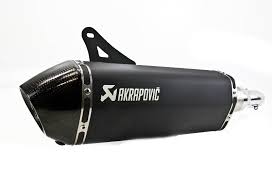 ESCAPE AKRAPOVIC SLIP-ON ACERO INOX. NEGRO VESPA GTS 300